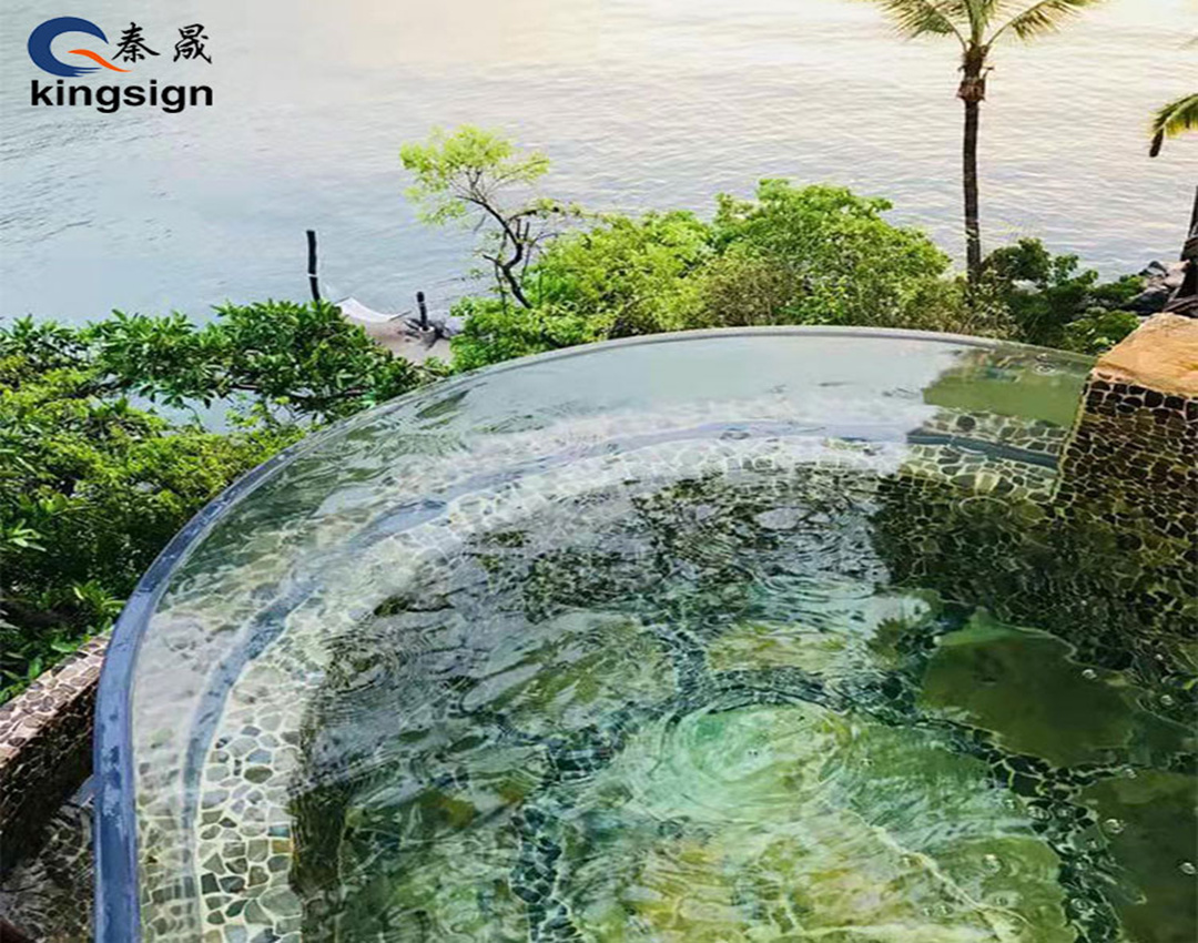 Mi teszi a kiváló minőségű úszómedencét a modern otthonok számára?